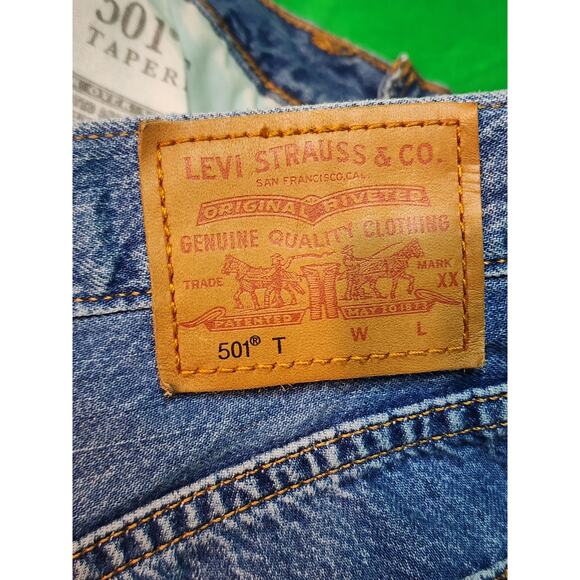 Levi's Premium 501 Mid Rise Taper Distressed Light Stone Wash Jeans Size 27x28‎ - Picture 3 of 5